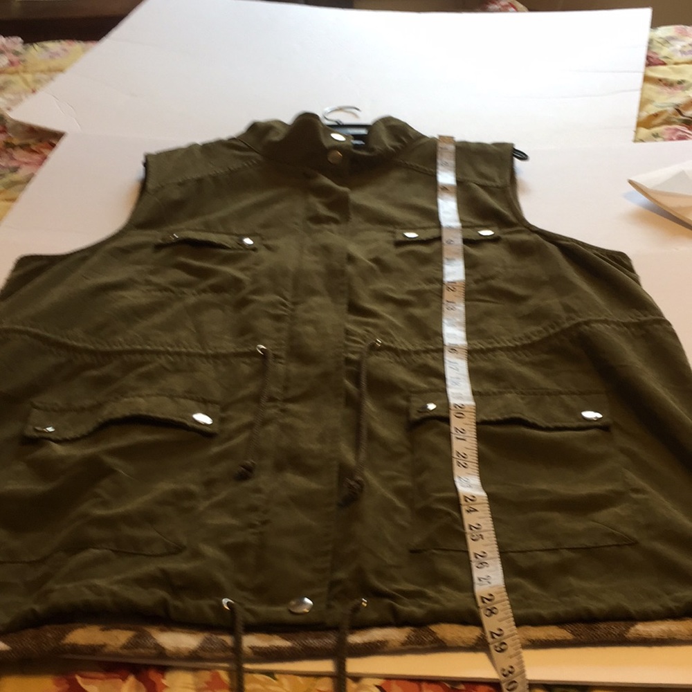 Entro Olive Green Utility Vest  Wool Blend Southwestern Aztec Back Size 1X - Picture 10 of 11
